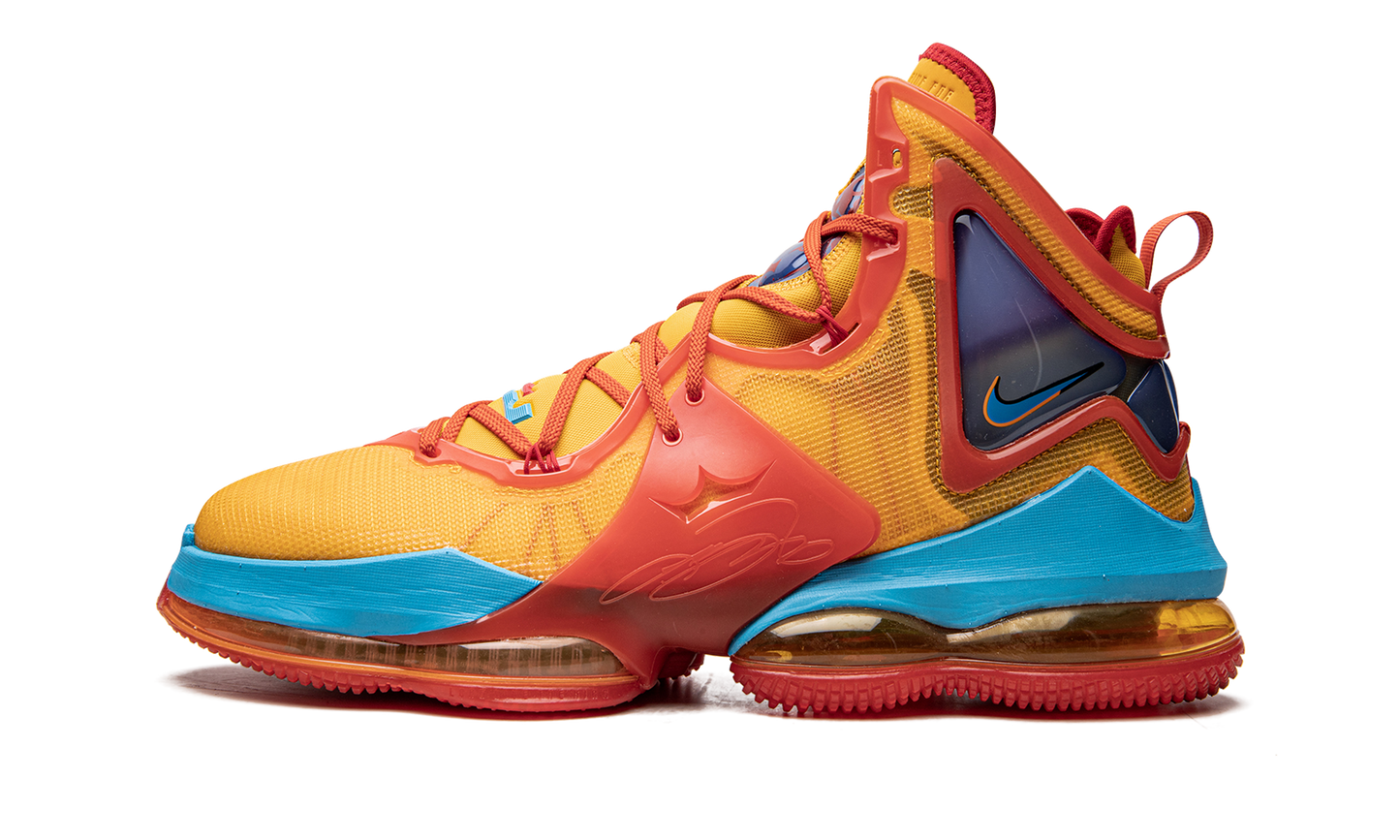 LEBRON XIX "Space Jam - Tune Squad"