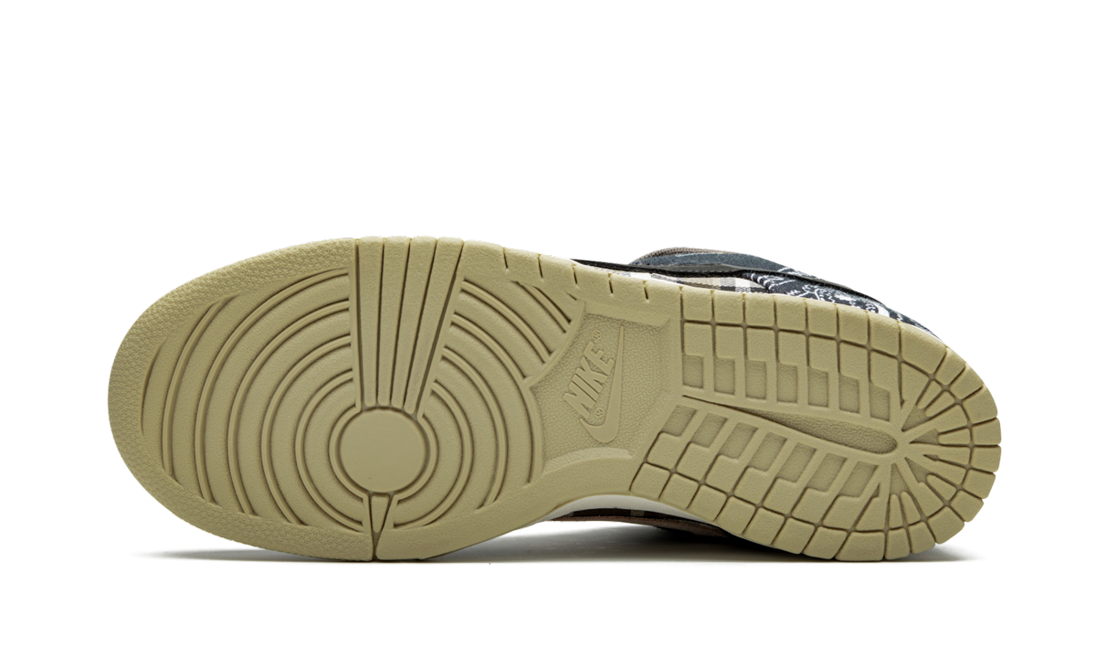 SB Dunk Low QS Special Box "Travis Scott"