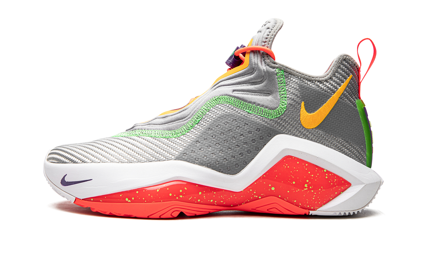 LeBron Soldier 14 "Hare"