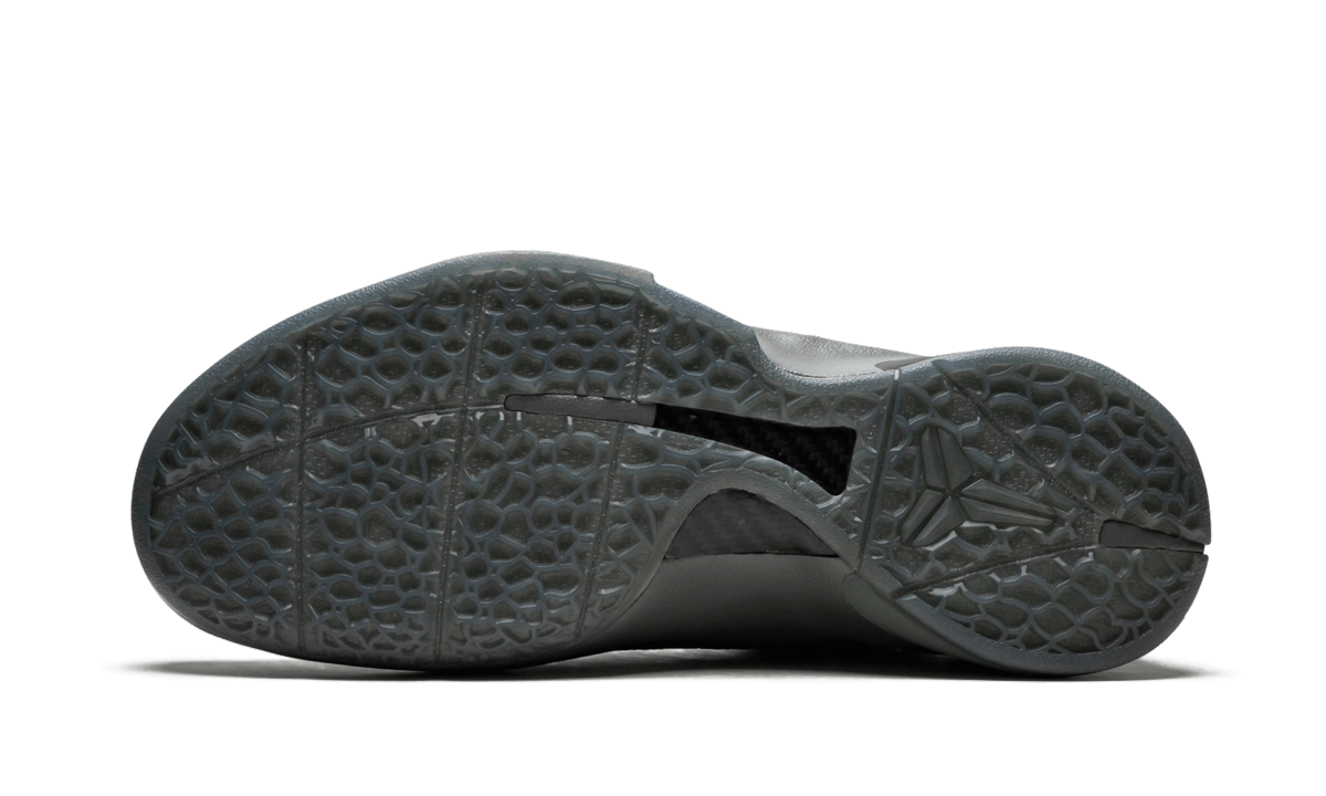 Zoom Kobe 6 FTB "Fade To Black"