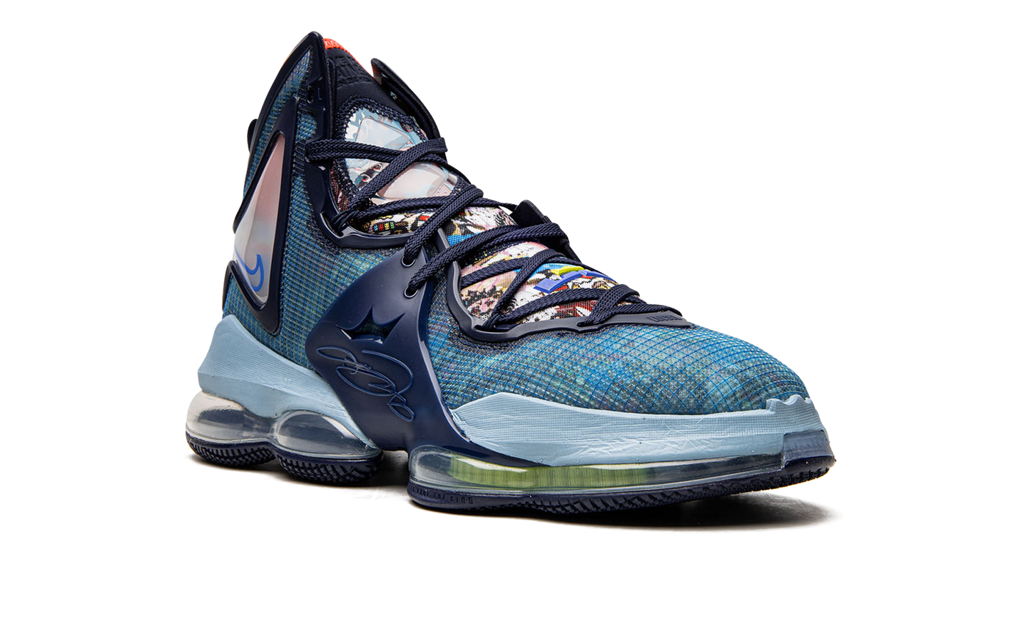 LeBron 19 "Fast Food"