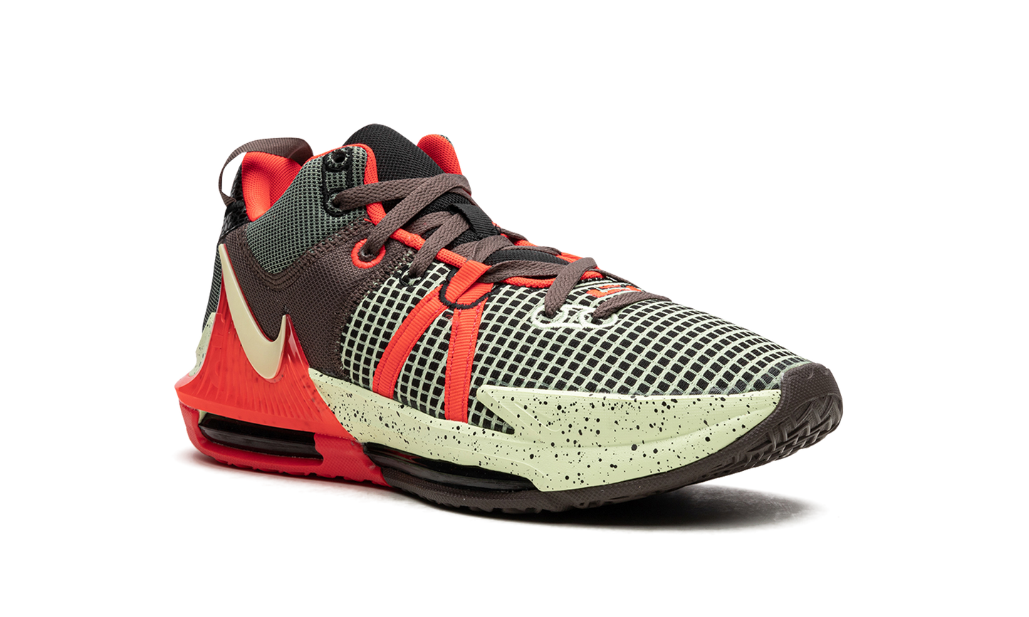LeBron Witness VII "Alligator"