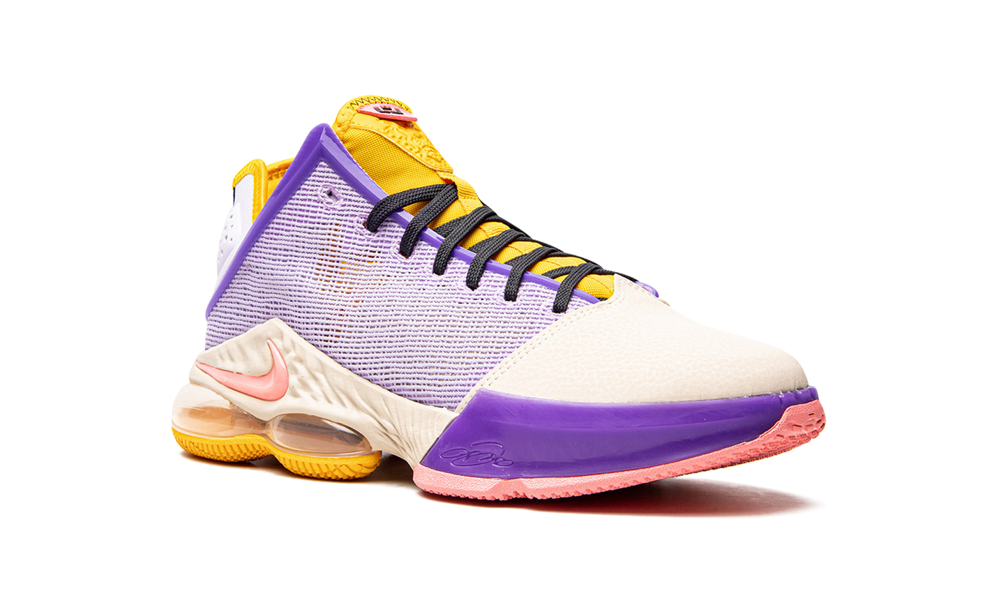 Lebron XIX Low "Mismatch"