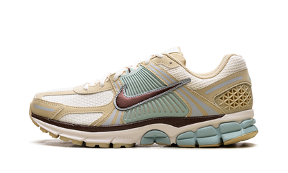 Air Zoom Vomero 5 "Team Gold Seafoam"