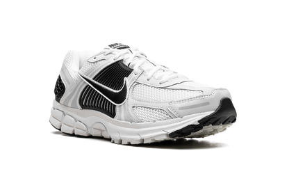 Zoom Vomero 5 "White / Black"
