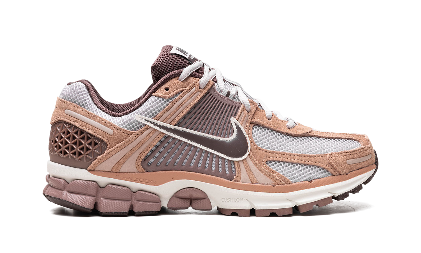 Zoom Vomero 5 "Dusted Clay"