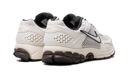 Air Zoom Vomero 5 WMNS "Phantom"