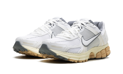 Zoom Vomero 5 WMNS "Summit White Pure Platinum"