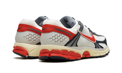 Zoom Vomero 5 "USA"