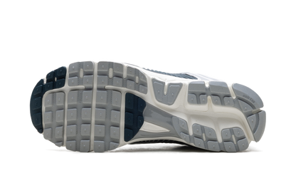 Air Zoom Vomero 5 WMNS "White Armory Navy"