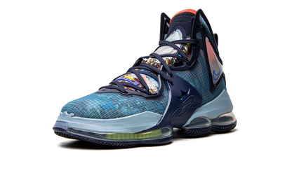 LeBron 19 "Fast Food"