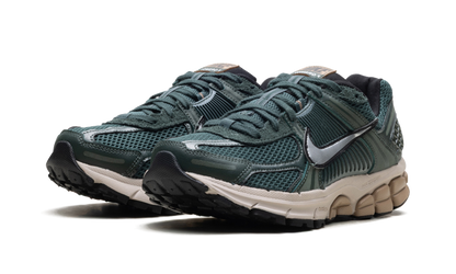 Air Zoom Vomero 5 WMNS "Vintage Green"
