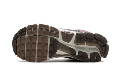 Zoom Vomero 5 "Mink Brown"