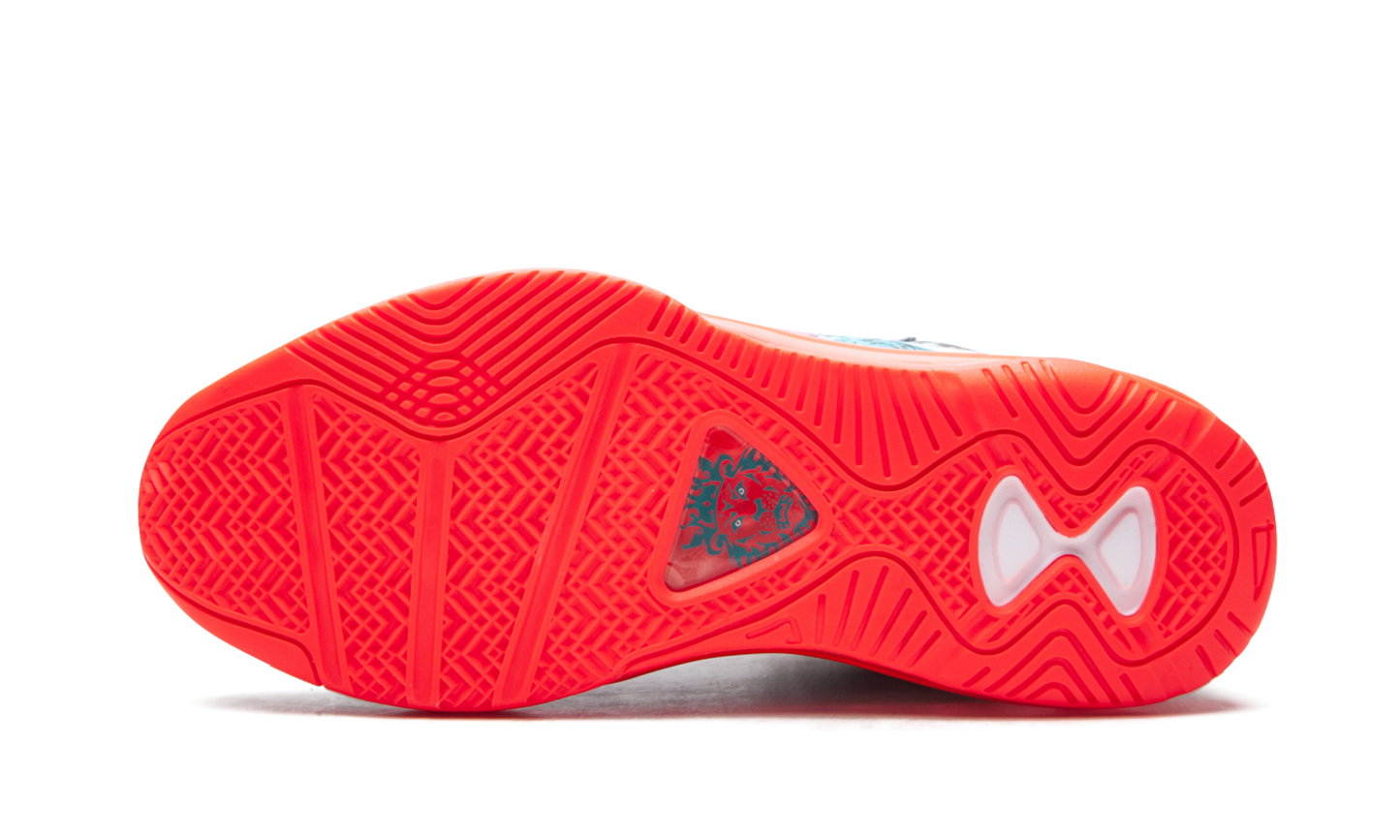 LeBron 8 V2 Low "Miami Nights 2021"