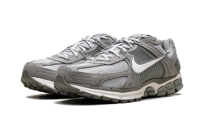 Zoom Vomero 5 "Dark Stucco"