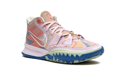 Kyrie 7