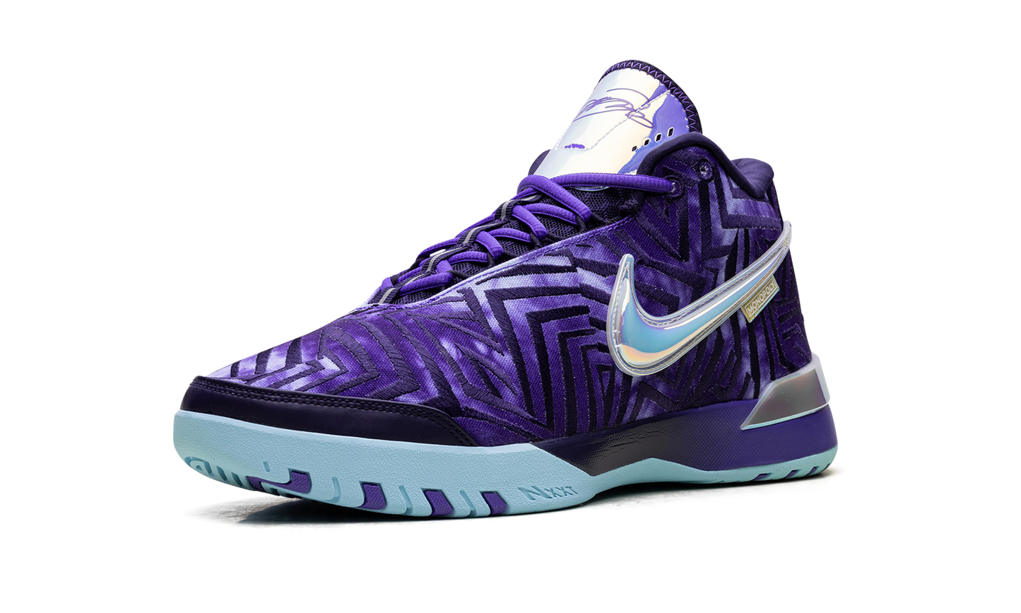 Zoom LeBron NXXT Genisus "Monopoly"