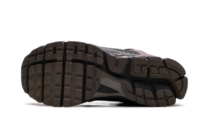 Zoom Vomero 5 "Cave Stone"
