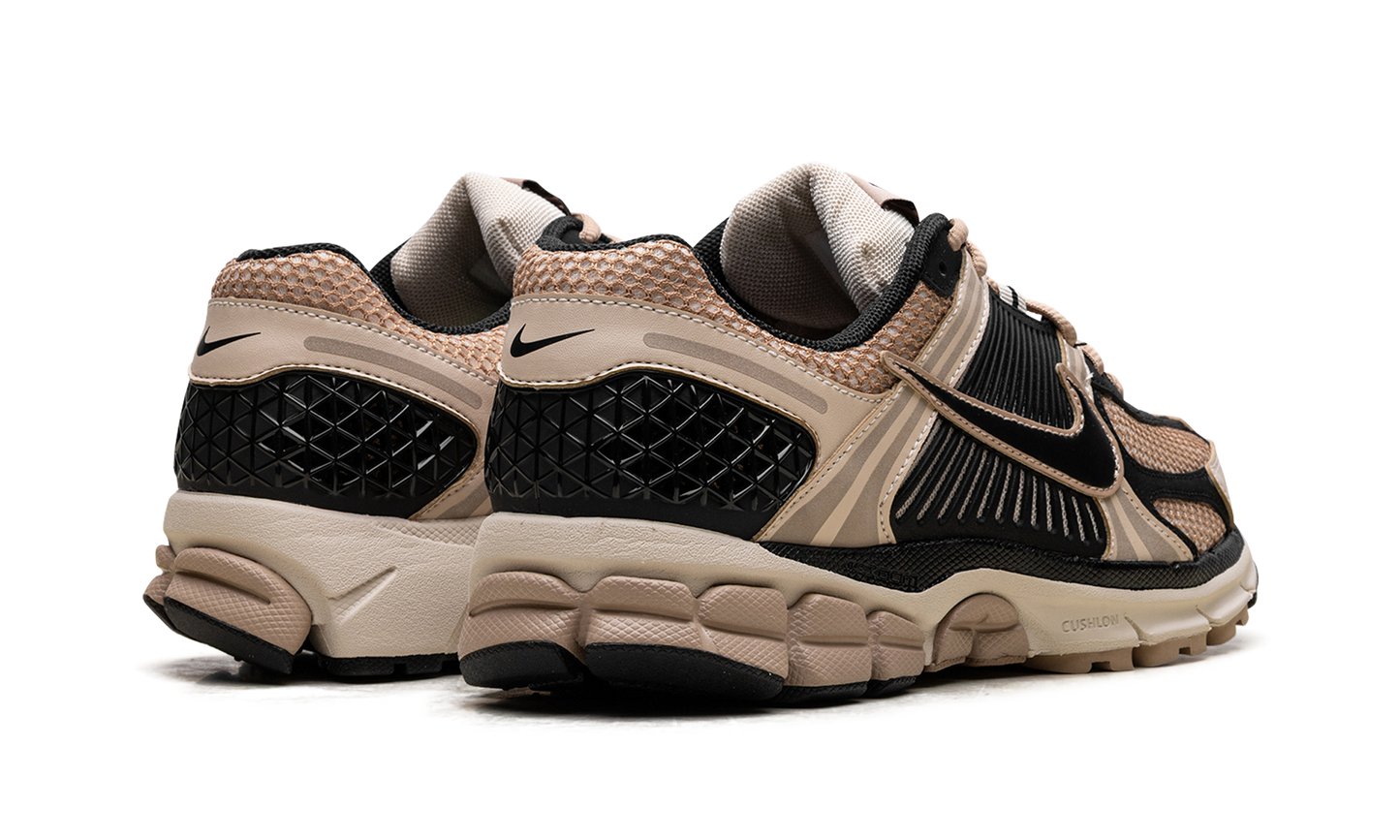 Zoom Vomero 5 WMNS "Sanddrift"