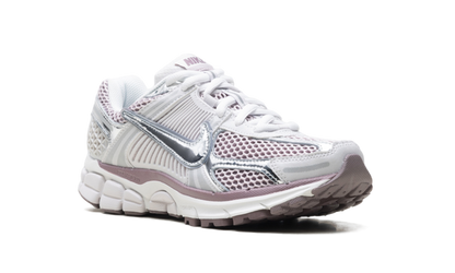 Zoom Vomero 5 WMNS "Platinum Violet"