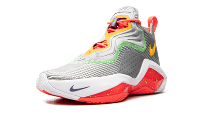 LeBron Soldier 14 "Hare"