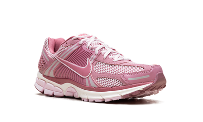 Zoom Vomero 5 WMNS "Elemental Pink"