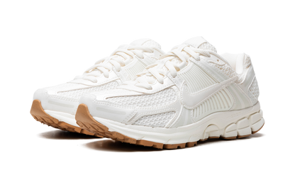 WMNS Nike Zoom Vomero 5 "SAIL GUM"