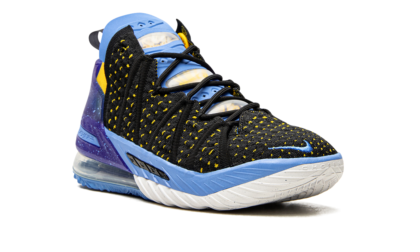 LeBron 18 "Dynasty - Minneapolis Lakers"