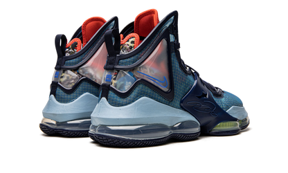 LeBron 19 "Fast Food"