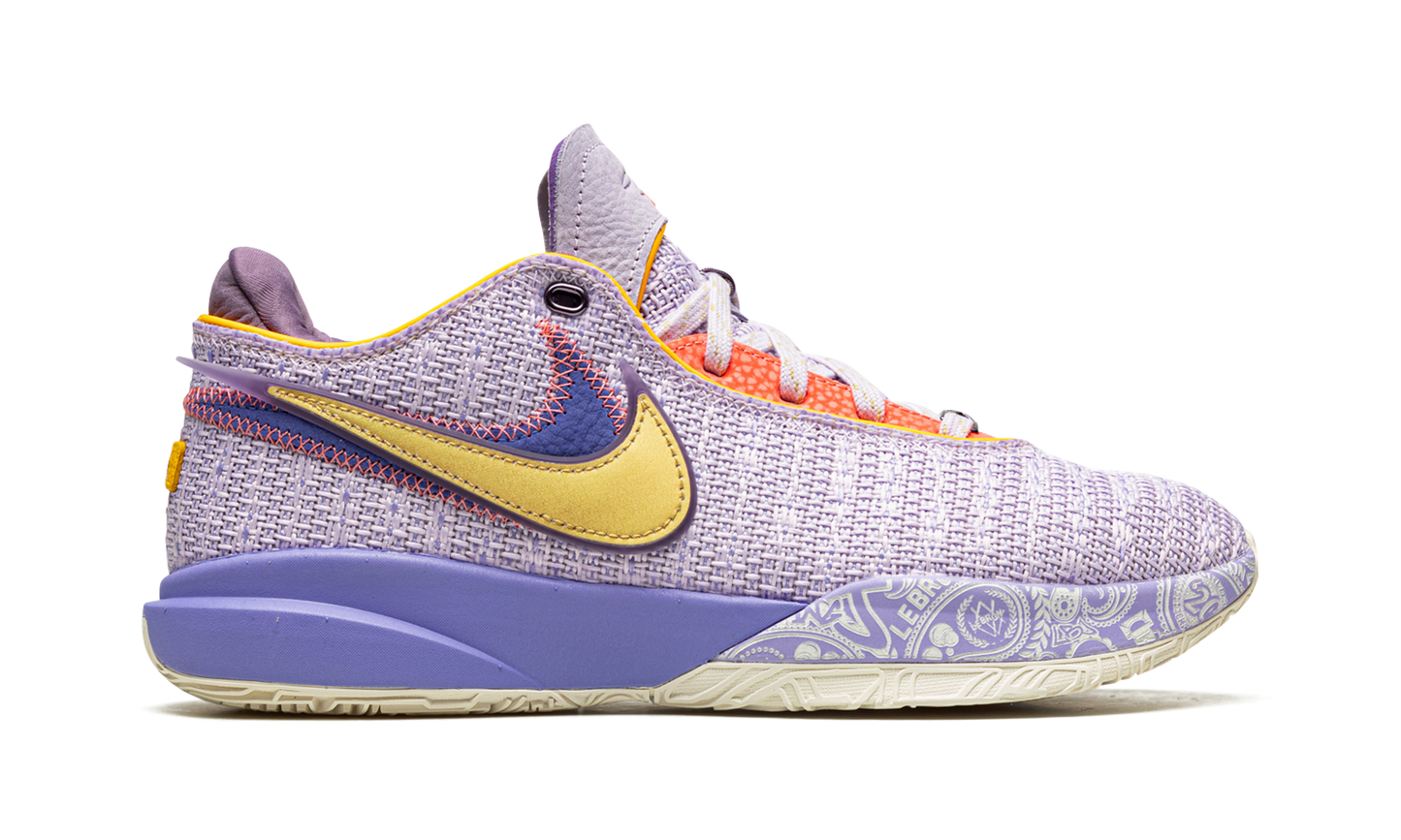 LeBron 20 "Violet Frost"