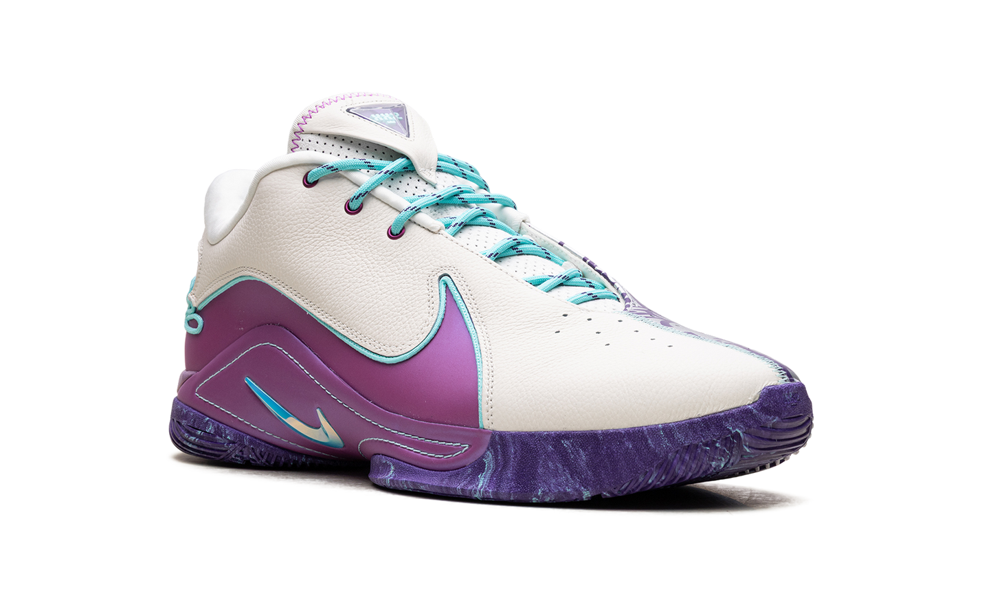 LeBron 22 "Frozen Grapes"