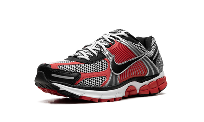 Zoom Vomero 5 "Metallic Silver University Red"