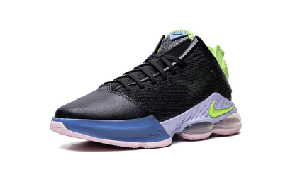 LeBron 19 Low "Black / Ghost Green"