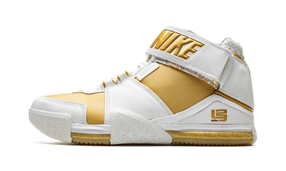 LeBron 2 "Maccabi Tel Aviv"