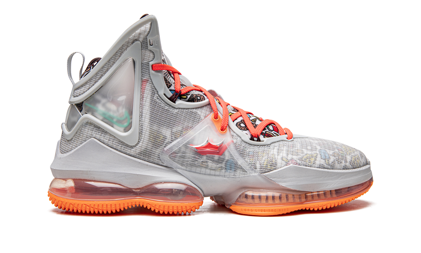 LeBron 19 "Fast Food"