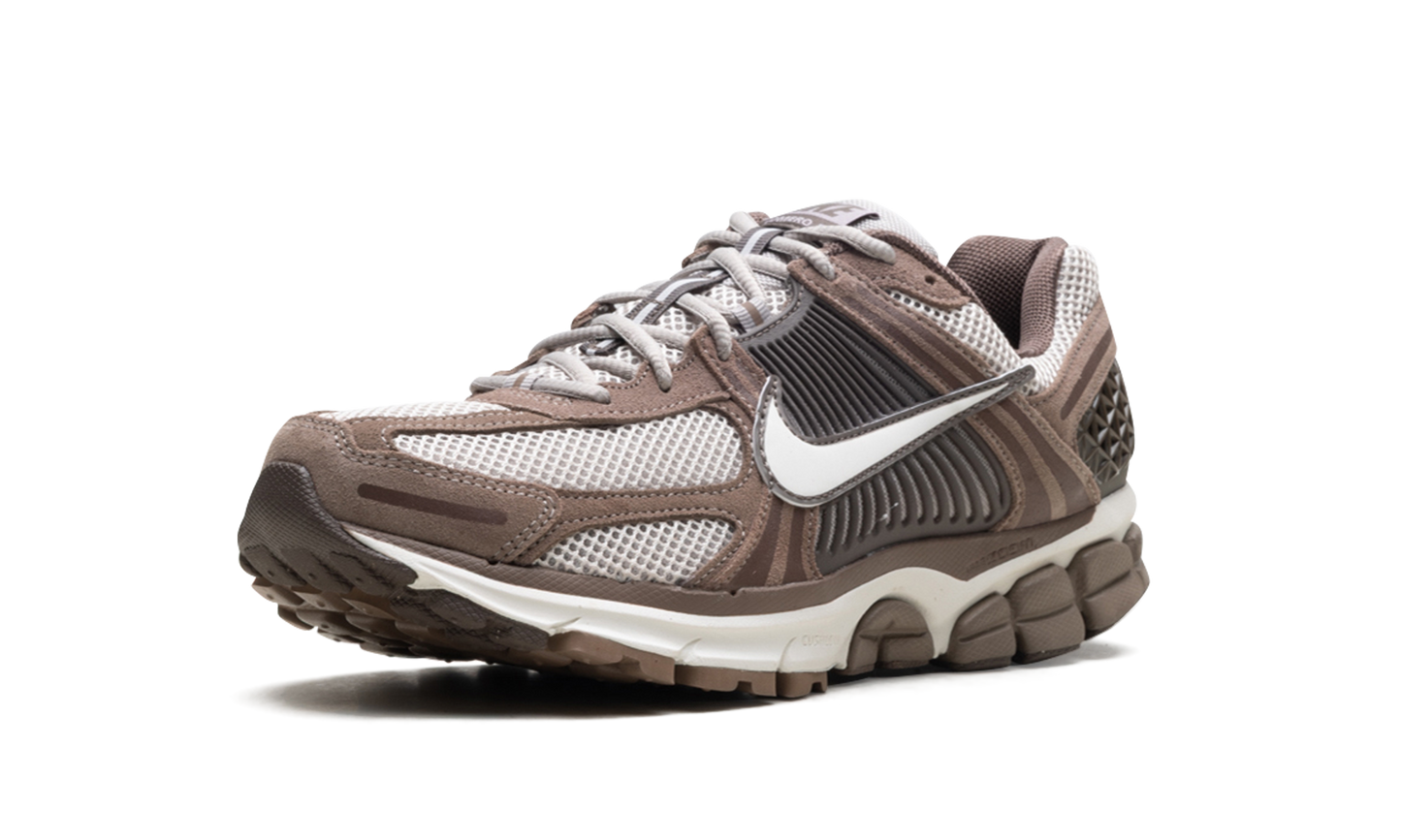 Zoom Vomero 5 "Mink Brown"