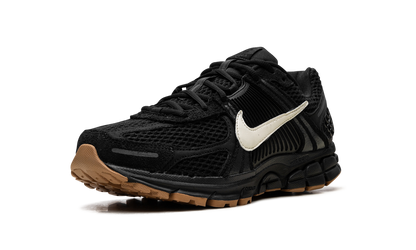 Zoom Vomero 5 "Black Gum"