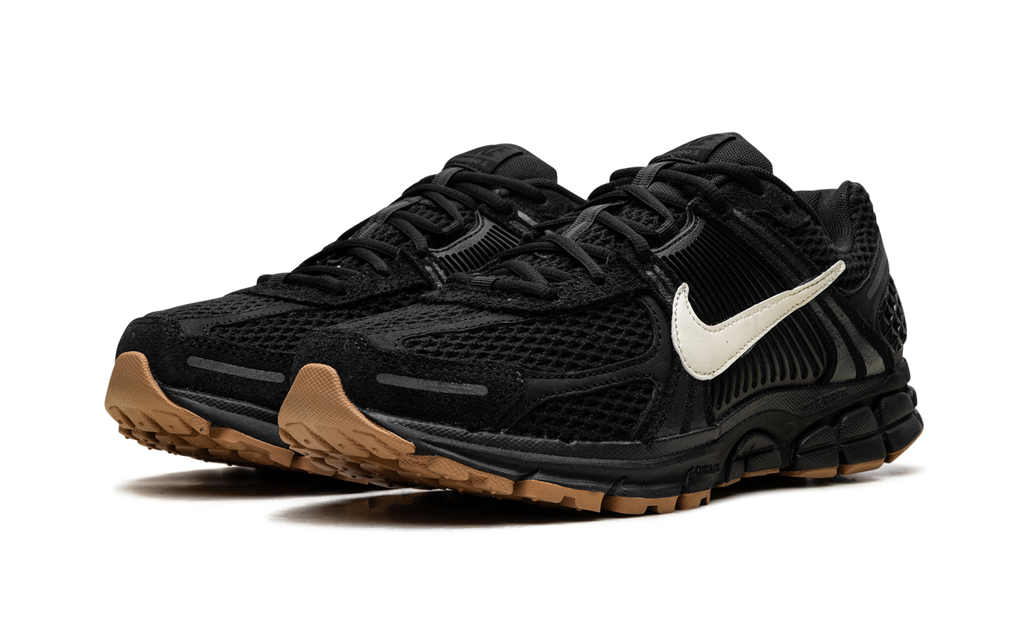 Zoom Vomero 5 "Black Gum"