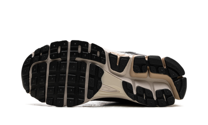 Zoom Vomero 5 "Baroque Brown"