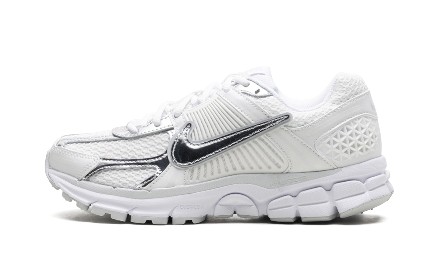 Zoom Vomero 5 WMNS "Chrome Toe"