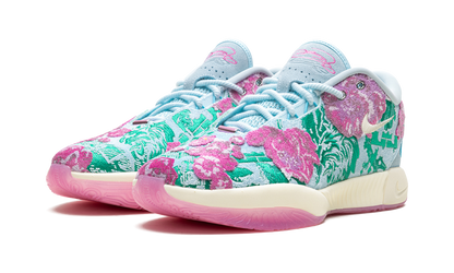 LeBron 21 "Grandma's Couch - Pearl of Z"