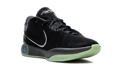 LeBron 21 "Tahitian"