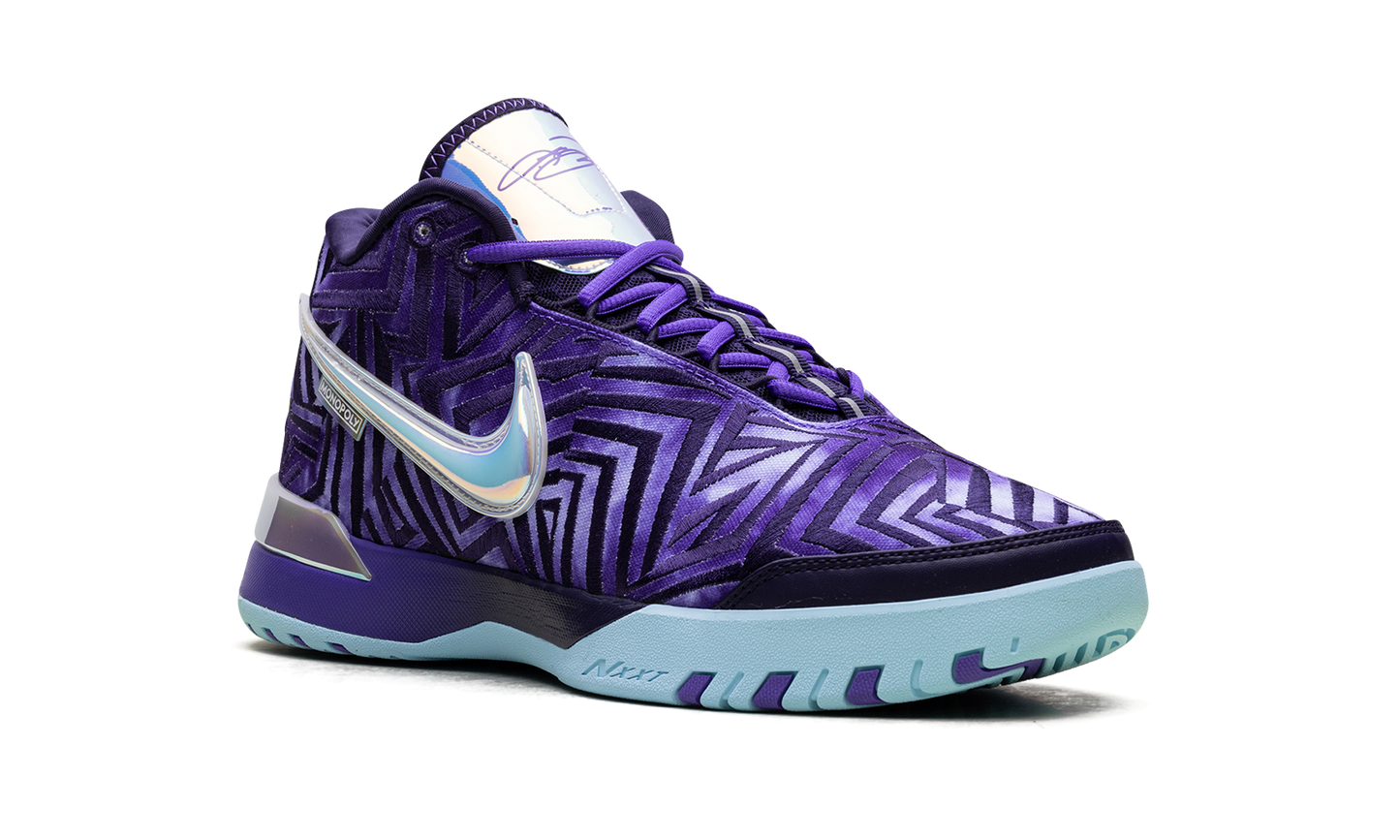 Zoom LeBron NXXT Genisus "Monopoly"