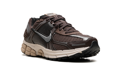 Zoom Vomero 5 "Baroque Brown"