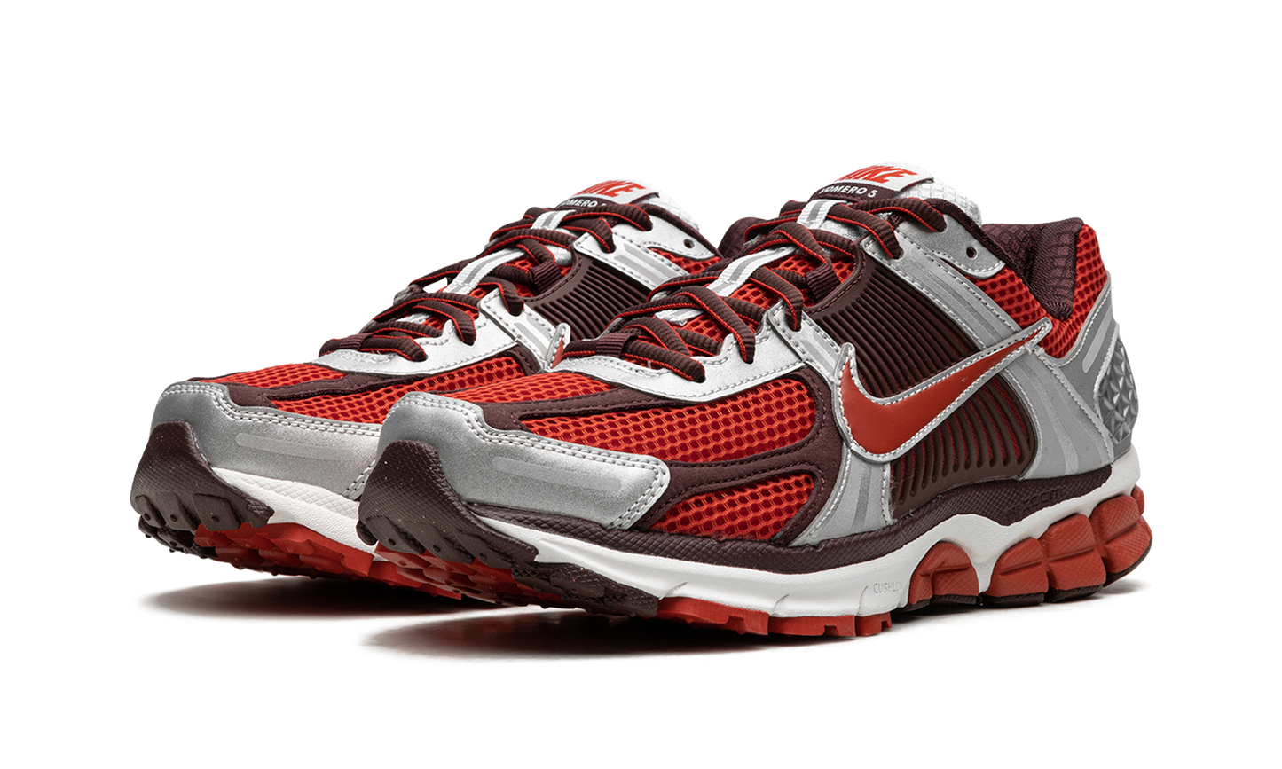 ZOOM VOMERO 5 WMNS "Team Red"