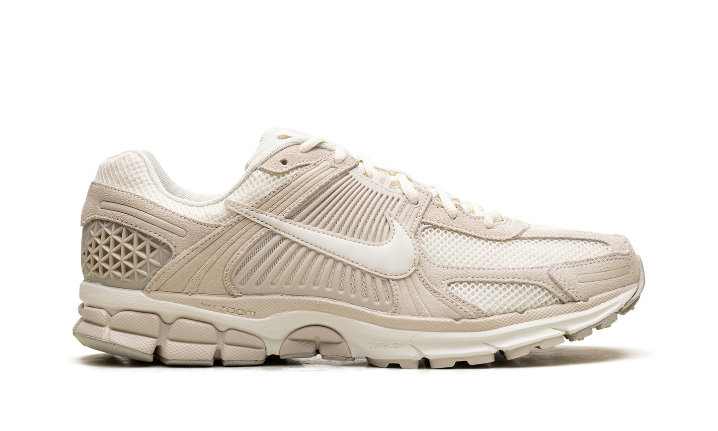 Zoom Vomero 5 "Light Orewood Brown"