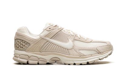 Zoom Vomero 5 "Light Orewood Brown"