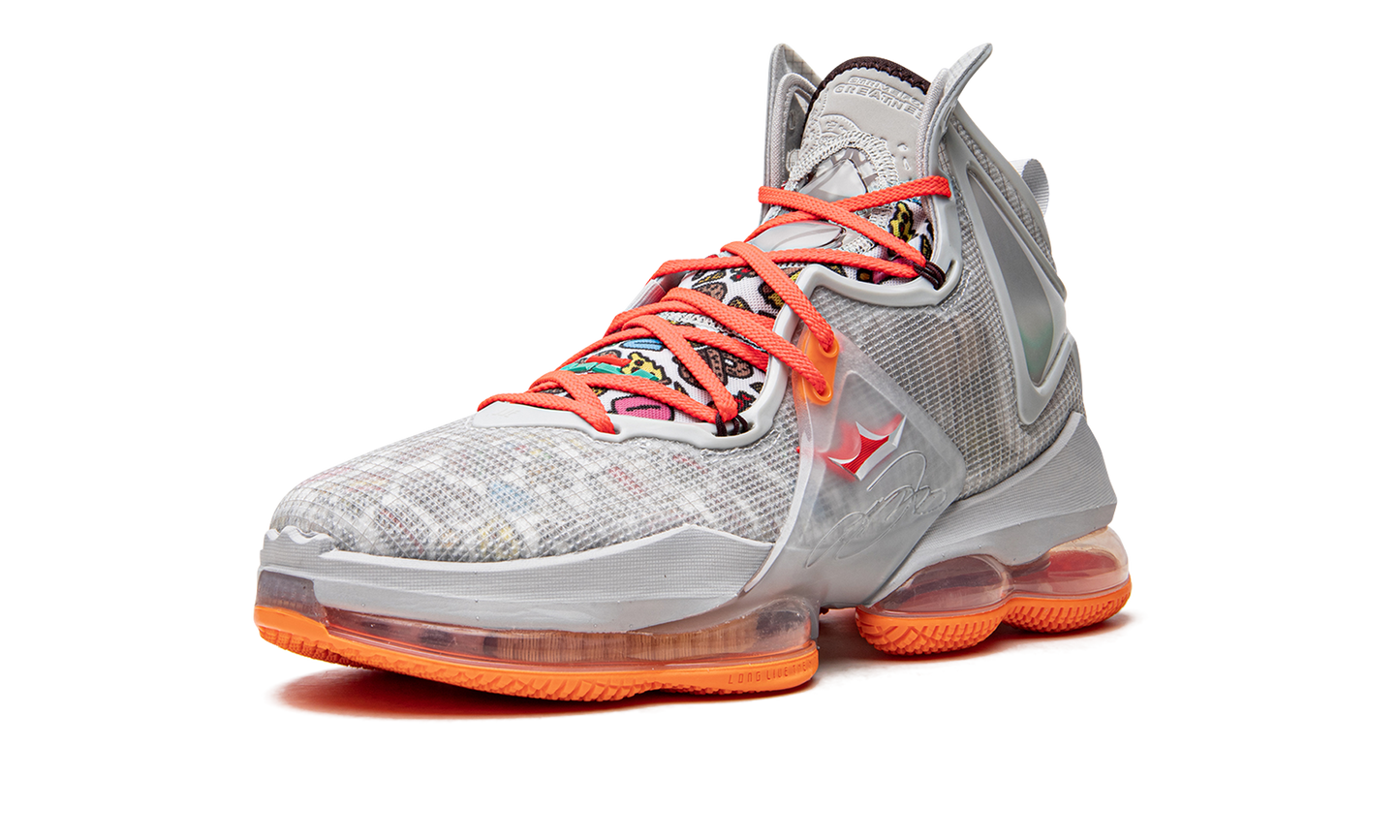 LeBron 19 "Fast Food"