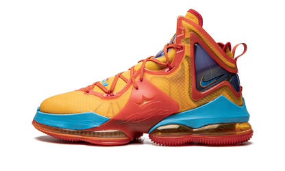 LEBRON XIX "Space Jam - Tune Squad"