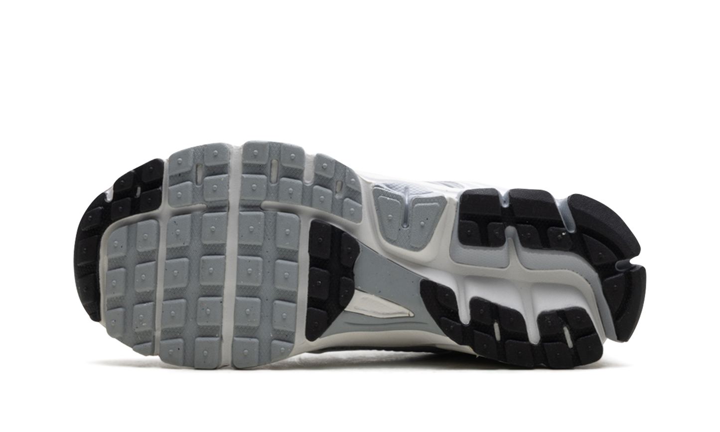 Zoom Vomero 5 "Pure Platinum"